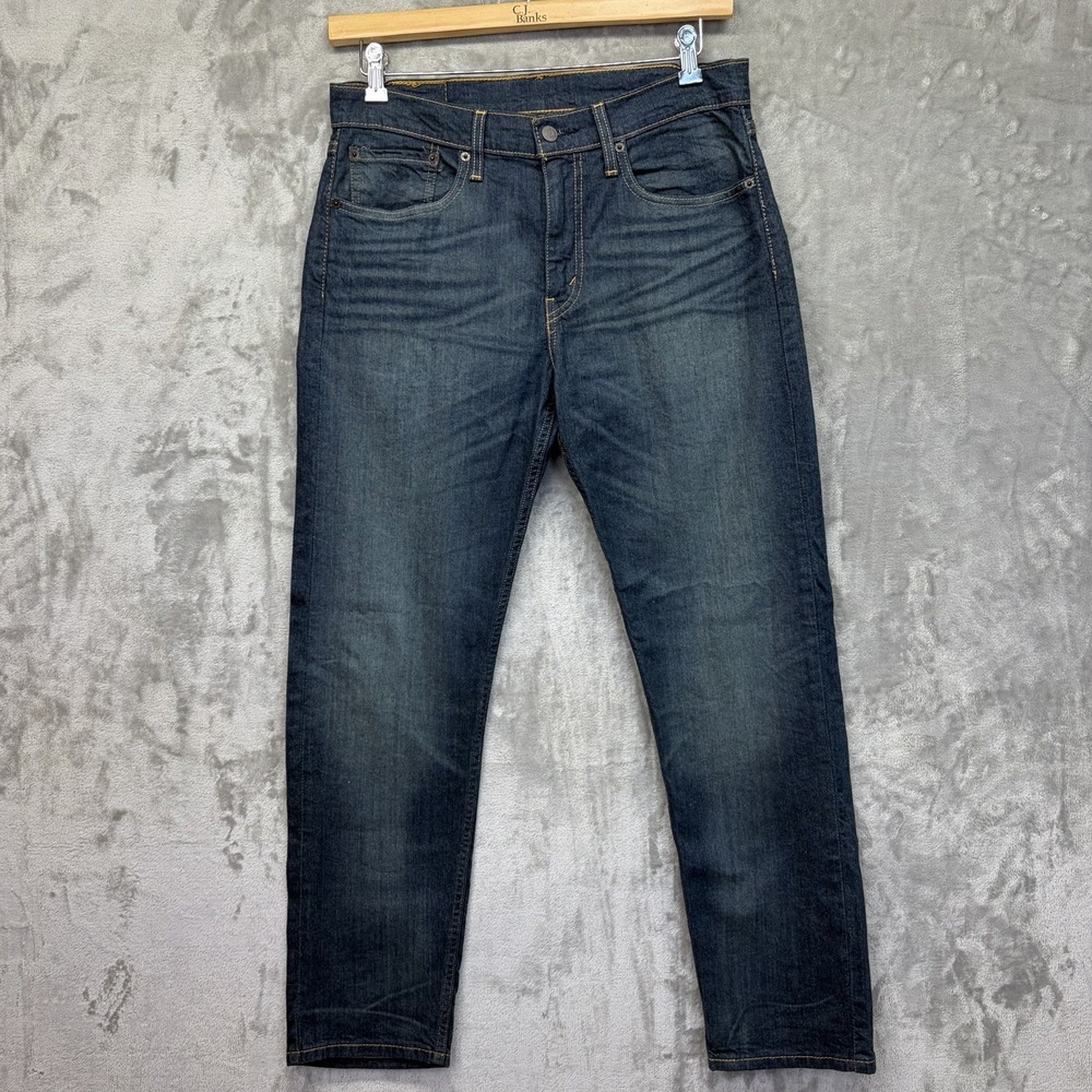 Levi's 502 Regular Fit Jean for Men, Size 32 x 32 inch - Medium Wash EUC